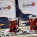 karadenizli-ureticinin-alin-teri-izmar-cay-izmirlinin-sofrasinda.jpg