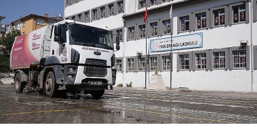 kecioren-belediyesinden-okullarda-temizlik-seferberligi.jpg
