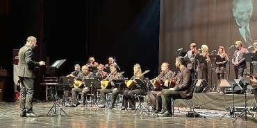 bakirkoyde-cumhuriyet-coskusu-turk-halk-muzigi-konserleriyle-basladi.jpg