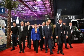 baskan-vekili-busra-ozdemir-antalya-turizm-fuarinda.jpg