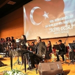 belediye-baskani-ari-kim-var-sanat-etkinligine-katildi.jpg