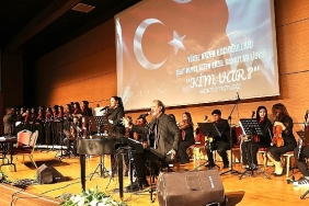 belediye-baskani-ari-kim-var-sanat-etkinligine-katildi.jpg
