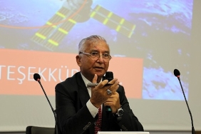 casin-turkiye-demokratik-laik-ve-hukuk-devletidir.jpg
