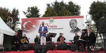 ege-universitesinden-ataturku-anma-konseri.jpg