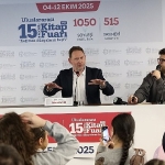 ingiliz-yazar-thomas-taylor-cocuklarla-bulustu.jpg