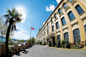 kadir-has-universitesi-dunyanin-en-iyi-800-universitesi-arasinda.jpg