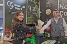 kitap-fuarindan-turkiyeye-yesil-mesaj.jpg