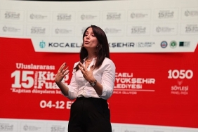 kocaeli-kitap-fuarinda-ebeveynlige-derin-bakis.jpg