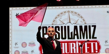 kucukcekmecede-cumhuriyet-coskusu.jpg