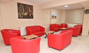 manisa-buyuksehirden-universiteli-kizlara-yurt-destegi.jpg