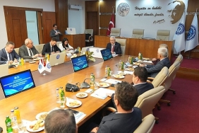 tohumculuk-sektorunun-temsilcileri-ege-universitesinde-bir-araya-geldi.jpg