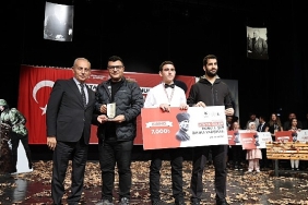 ataya-ozlem-siir-okuma-yarismasinda-duygulu-anlar-yasandi.jpg