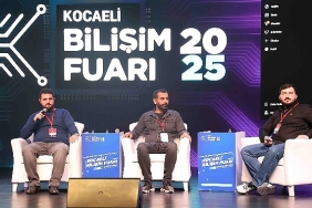 fpv-drone-ve-vr-teknolojisi-bilisim-fuarinda-uctu.jpg
