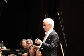 idso-denizbank-konserlerinde-ogretmenlere-adanmis-bir-gece.jpg