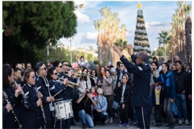 izmir-yeni-yili-rengarenk-bir-festivalle-karsiliyor.jpg