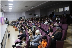 kartepede-kahkaha-dolu-bir-gun.jpg