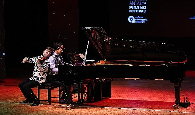 25-uluslararasi-antalya-piyano-festivalinde-muhtesem-final.jpg