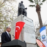 barisin-kenti-mudanyada-inonu-anmasi.jpg
