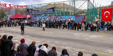 universiteli-trabzonsporlulardan-keciorende-coskulu-horon-festivali.jpg