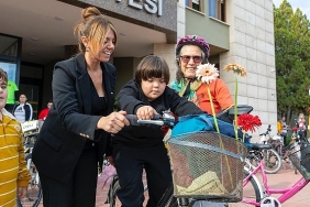 yenisehir-belediyesinden-ozel-bireyler-ve-ailelerine-moral-veren-etkinlik.jpg