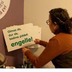16-hafta-surecek-olan-kadinin-insan-haklari-egitim-programi-ayvalikta-basladi.jpg