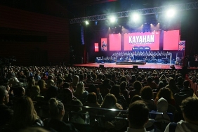 kayahan-sarkilari-konseri-ilk-defa-sanatseverlerle-bulustu.jpg