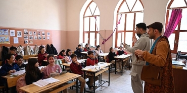 baskan-altay-31-ilcede-165-bin-ogrencimize-tasarruf-ve-milli-teknoloji-hamlesi-bilinci-kazandiriyoruz.jpg