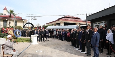 canakkale-zaferinin-111-yilinda-anma-toreni-duzenlendi.jpg