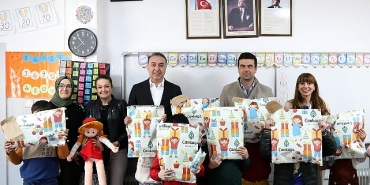 cankaya-belediyesinden-karatasli-cocuklara-bayram-hediyesi.jpg
