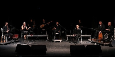 egenin-iki-yakasi-bornovada-bulustu.jpg