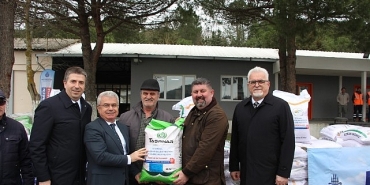 ibbden-ciftcilere-tohum-ve-hasat-makinesi-destegi.jpg