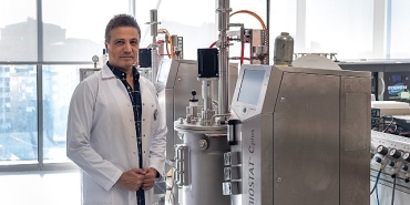 kolon-kanserinde-yeni-cag-tumor-laboratuvarda-kopyalaniyor-en-etkili-ilac-kopya-uzerinde-denenerek-hastaya-veriliyor.jpg
