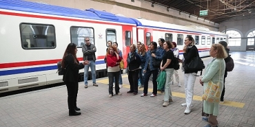 konak-tarih-gezilerinde-yeni-donem-basliyor.jpg