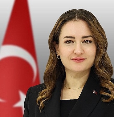 antalya-buyuksehir-belediye-baskan-vekili-busra-ozdemirin-23-nisan-mesaji.jpg
