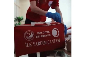 balcovada-sosyal-belediyeciligin-yeni-adimi-evde-saglik-ve-hasta-nakil-hizmeti-basladi.jpg