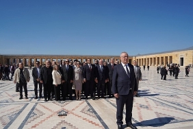 edremit-belediyesi-atanin-huzuruna-cikti.jpg