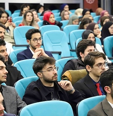 gencligin-gelecegine-yon-veren-ihtisas-akademisi-konya-programi-basladi.jpg