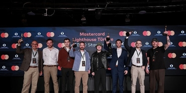 mastercard-lighthouse-turkiye-yapay-zeka-odakli-6-girisimi-mezun-etti.jpg