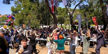 ayvalikta-hidirellez-coskusu-yasandi.jpg