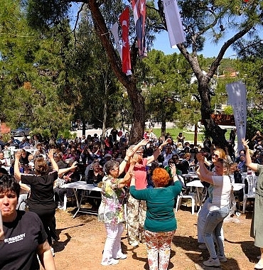 ayvalikta-hidirellez-coskusu-yasandi.jpg