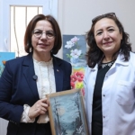 baskan-koymen-anneler-gunu-kutlama-programina-katildi.jpg