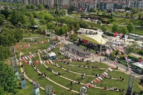beylikduzunde-kirlangic-genclik-festivali-coskusu-basladi.jpg