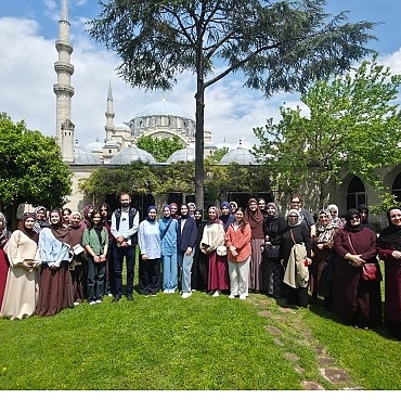bu-proje-hem-okutuyor-hem-gezdiriyor.jpg