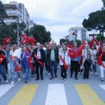 burhaniyede-fener-alayi-coskusu.jpg