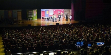 genclerden-rock-konseri-ve-tiyatro.jpg