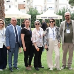 gencligin-gorunmeyen-yarasina-izmirden-guclu-dokunus-gorunmeyeni-gormek.jpg