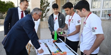 kemerde-tubitak-4006-bilim-fuari.jpg
