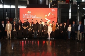 osmangazi-belediyesi-sinemaseverleri-bursada-bulusturdu.jpg