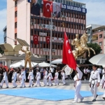 pehlivandan-19-mayis-mesaji-gencligin-yaninda-olmak-gelecege-sahip-cikmaktir.jpg