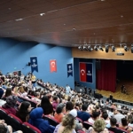 baskan-cercioglu-didimde-vatandaslari-yaza-merhaba-konseri-ile-bulusturdu.jpg